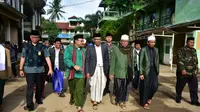 Calon Gubernur Jawa Barat (Jabar) Ridwan Kamil mengawali kampanye perdana dengan berkunjung ke Ponpes Alhikmussalafiyah, Desa Cipulus, Wanayasa, Purwakarta. (Istimewa)