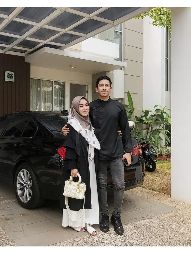 Potret Rumah Medina Zein, Benuansa Modern dan Mewah