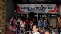 Pengobatan gratis ini disambut antusias masyarakat Palembang.
