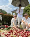 Bunga Citra Lestari Ziarah ke Makam Ashraf Sinclair di Momen Iduladha bersama keluarga. [@itsmebcl]