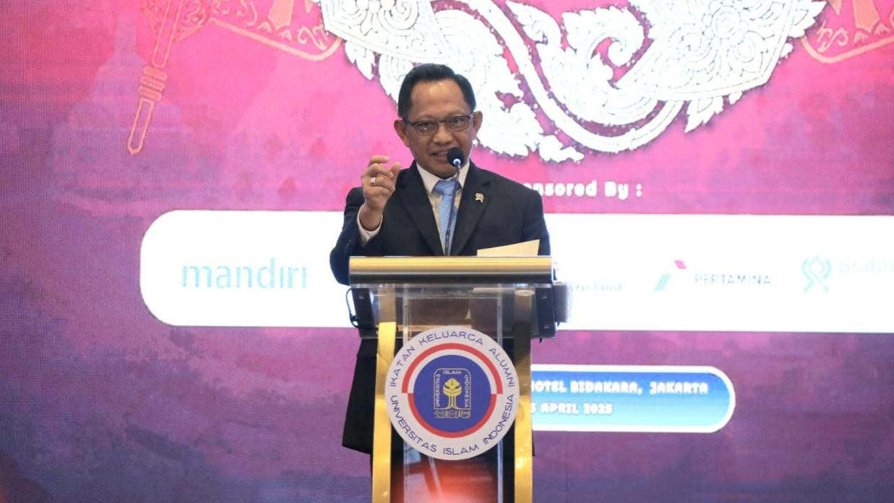 Mendagri Tito Tegaskan Kepala Daerah, Efisiensi Anggaran Bukan Diartikan Menyimpan Uang