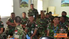 Citizen6, Kongo: Mrs. Carline menekankan agar Kontingen Indonesia mampu bersikap dengan bijaksana ketika berhadapan dengan milisi yang masih anak-anak. Diakhir acara seluruh anggota diberi kesempatan untuk tanya jawab. (Pengirim: Badarudin Bakri)