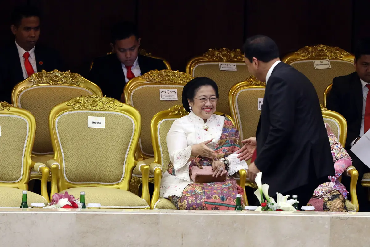 Gaya Busana Pejabat Hadiri Sidang Tahunan MPR