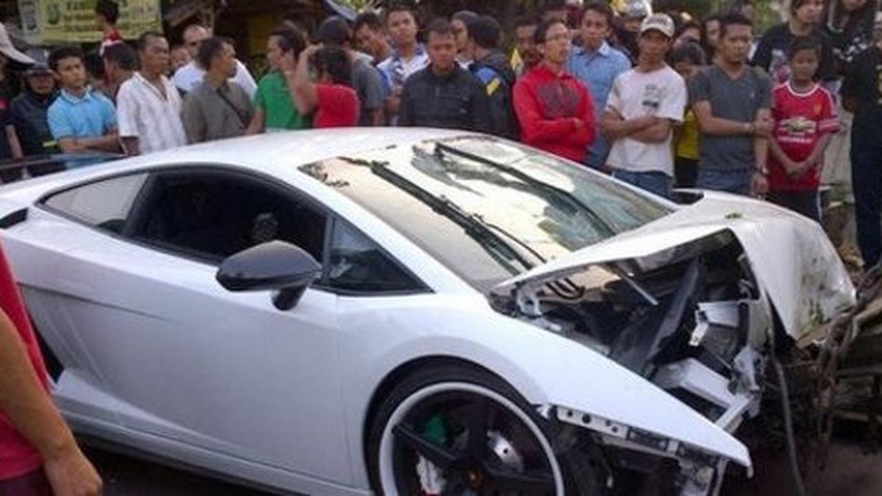 Lamborghini yang tabrak motor di Kelapa Gading tak punya STNK