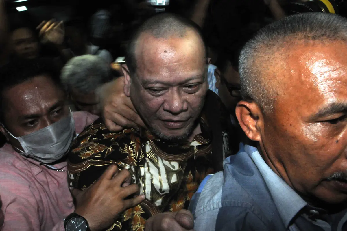 20160531- La Nyalla di Kejagung-Jakarta- Helmi Afandi
