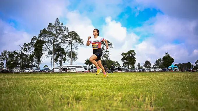 Atlet Lari Lokal Lari Gunakan Sepatu New Balance Fresh Foam X Hierro