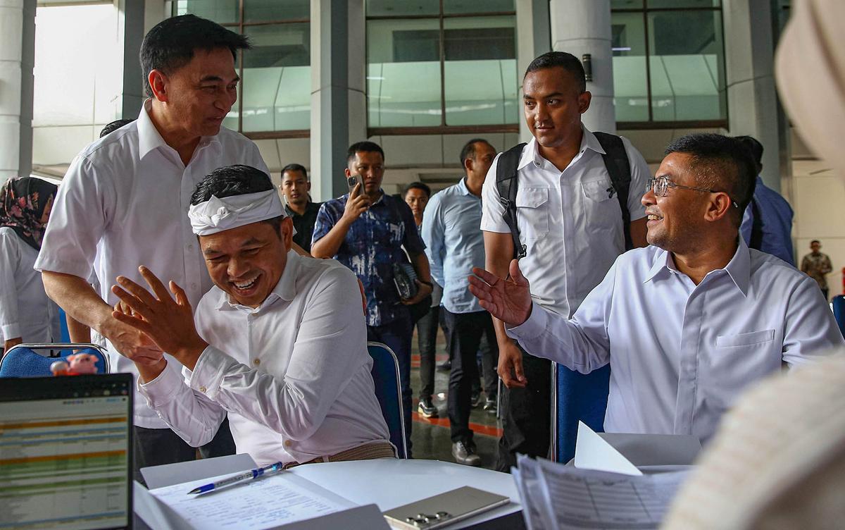 FOTO: Pemeriksaan Kesehatan dan Pengambilan Tanda Pangkat Kepala Daerah Terpilih Hasil Pilkada 2024