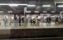 Dampak Tabrakan Kereta di Stasiun Bekasi, Perjalanan Kereta Masih Berhenti Total