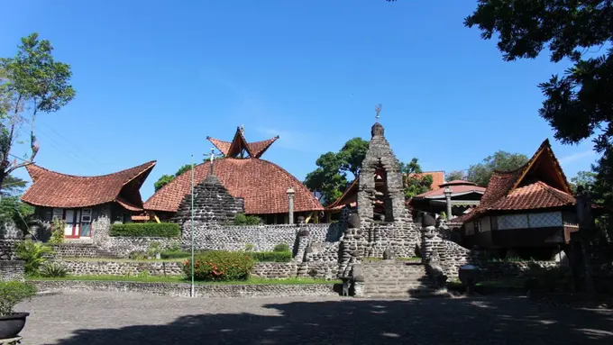 Menemukan Ketenangan Batin di Tengah Indahnya Alam, Budaya, dan Spiritualitas Lereng Gunung Wilis Kediri