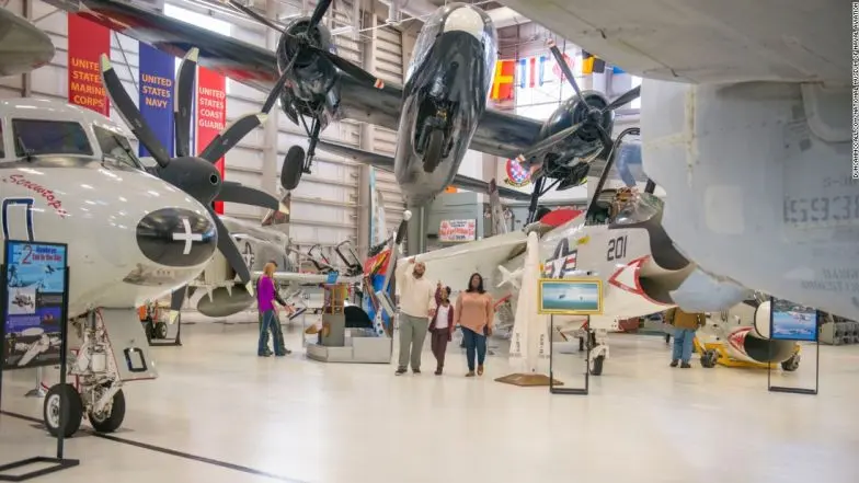 National Naval Aviation Museum, Pensacola, Florida, Amerika Serikat (sumber: National Naval Aviation Museum)