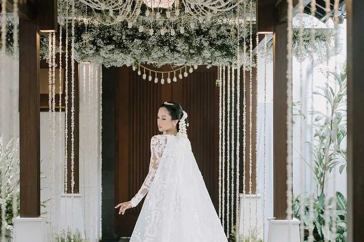 Maudy Ayunda menikah. (Foto: Instagram/maudyayunda)