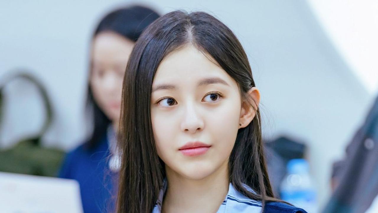 7 Potret Menarik Para Pemeran Drakor SBS 'Spring of Youth' yang Akan Mengguncang Layar Kaca