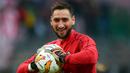 Gianluigi Donnarumma - Chelsea dikabarkan tengah mengincar Donnarumma untuk menjadi kiper pengganti Kepa Arrizabalaga yang tampil tidak konsisten pada musim ini. (AFP/Miguel Medina)