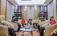 Wali Kota Medan Ajak Apoteker Perkuat Edukasi Obat kepada Masyarakat
