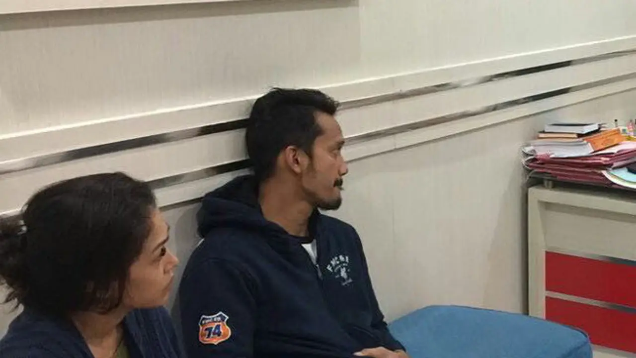 [Bintang] Tora Sudiro dan Mieke Amalia