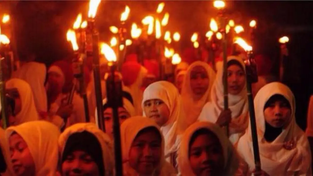 [Bintang] Tahun Baru Islam 2017: Tradisi Unik Sambut 1 Muharram