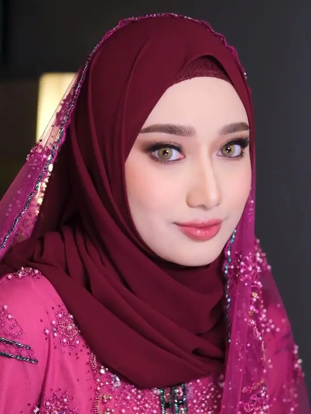 [Fimela] Tengku Syaira Anataya