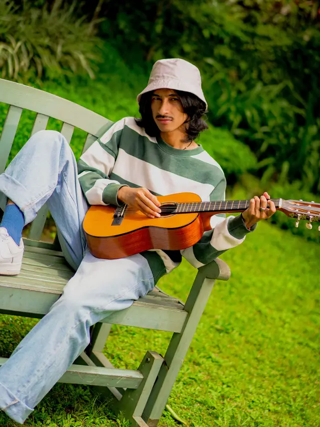 Tolong Bilang jadi single perdana Wesmey