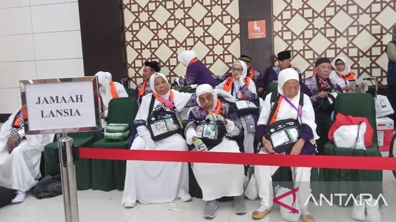 Debarkasi Hasanuddin Makassar Prioritaskan Pelayanan 1.949 Jamaah Haji Lansia 2026