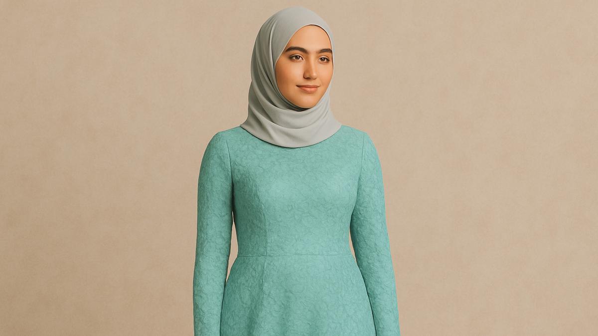 7 Model Gamis Kebaya Brokat Modern, Cantik dan Anggun