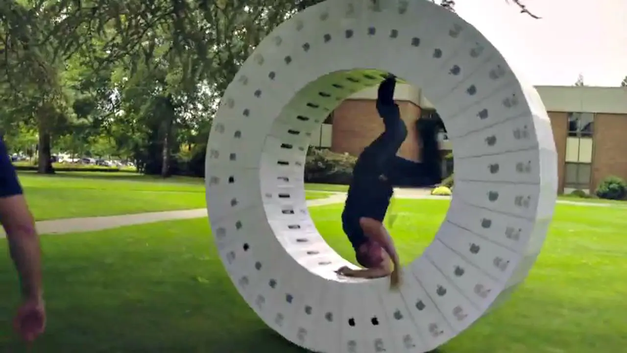 Uji Coba iWheel dari Kardus iMac