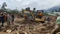 Foto-foto Kondisi Cisarua Bandung Barat Usai Diterjang Longsor, 17 Orang Meninggal