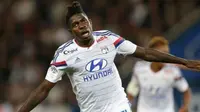 Bek Olympique Lyon, Samuel Umtiti diincar Barcelona (The Score)