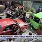 Pengendara mobil sedan tabrak tabrak angkot dan dua motor karena pedal gas terhalang karpet. (srouce: Instagram @liputan6.sctv)