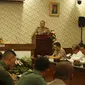 Kapolda Jawa Barat Irjen Pol Agung Budi Maryoto memberikan pemaparan rakor lintas sektoral berkaitan dengan kesiapan Operasi Lilin Lodaya 2018. (Huyogo Simbolon)