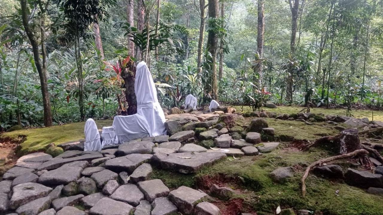 Gunung Salak Dianggap Sebagai Gunung Suci Bagi Masyarakat Sunda Kuna