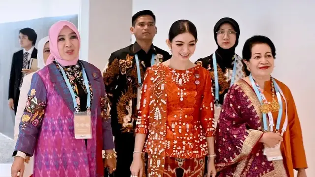Potret Kahiyang Ayu dan Selvi Ananda Bertemu Titiek Soeharto di Jepang.