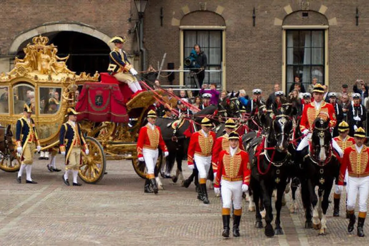 Gouden Koets milik kerajaan Belanda digunakan tiap tahun (Kementerian Pertahanan Belanda/ministerie van Defensie)