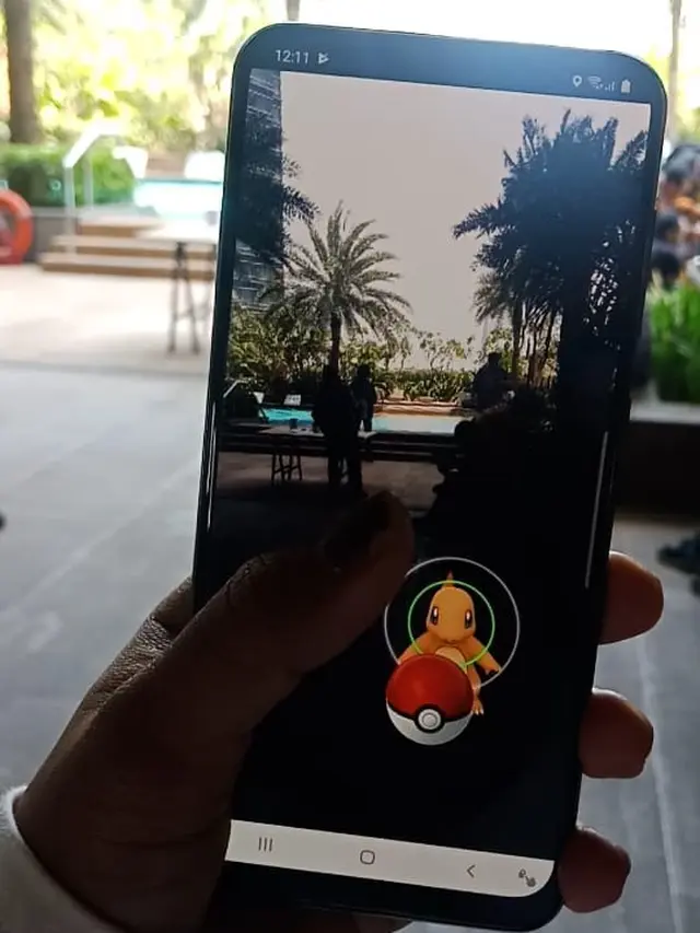 Mencoba Bermain Game Online dengan Samsung Galaxy A50s