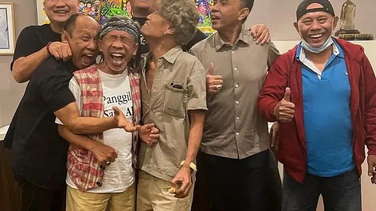 7 Potret Nurul Qomar dengan Grup 4 Sekawan, Foto Lawas Penuh Kenangan