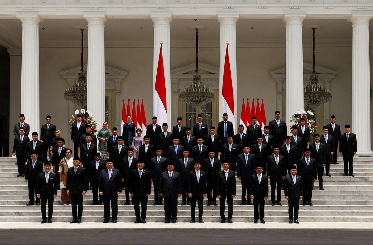 Prabowo lantik menteri di Istana Kepresidenan