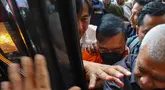 Tersangka kasus dugaan tindak pidana pencucian uang PT Asabri-Krakatau Steel, Don Ritto, tiba di Gedung Bundar Jampidsus, Kejaksaan Agung, Jakarta, Jumat (17/7/2026). (KLY/Arie Basuki)