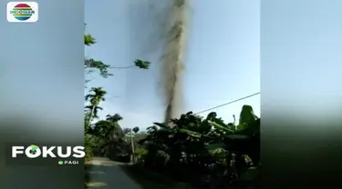 Bekas sumur di Aceh semburkan lumpur campur gas bersumber dari reservoir gas dangkal atau gas rawa akibat galian sumur warga.