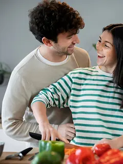 ilustrasi pasangan dengan cinta yang setara/copyright freepik.com/freepik