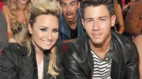 Demi Lovato dan Nick Jonas (Ryanseacrest.com)