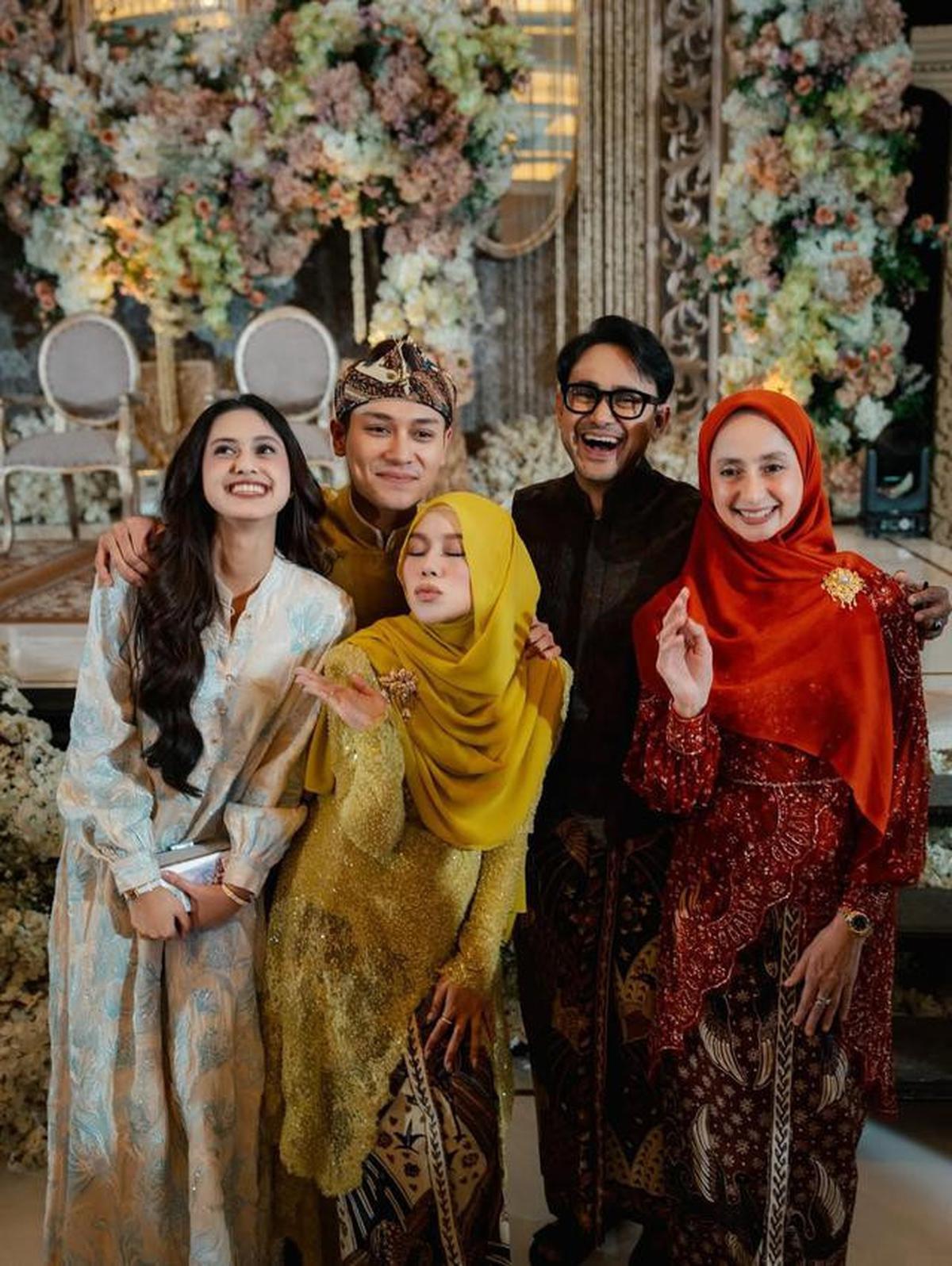 11 Potret Artis di 7 Bulanan Kehamilan Ketiga Lesti Kejora, Bertabur Bintang