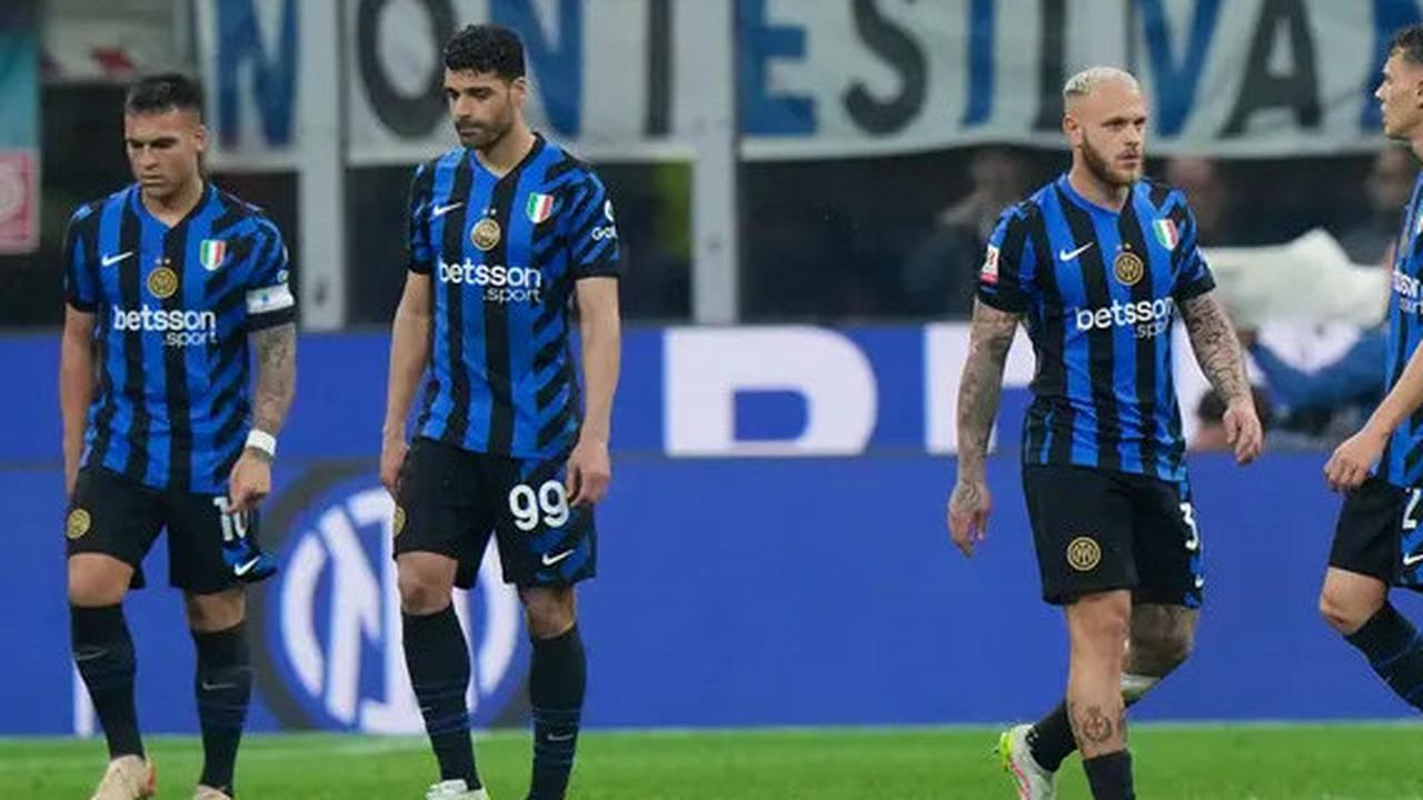 FOTO: Tumbang 0-3 dari AC Milan, Inter Kubur Mimpi Raih Treble Winner