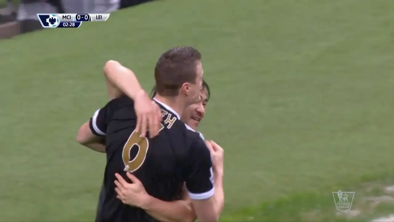 Gol Cepat Huth Bawa Leicester Unggul Sementara Atas Man City