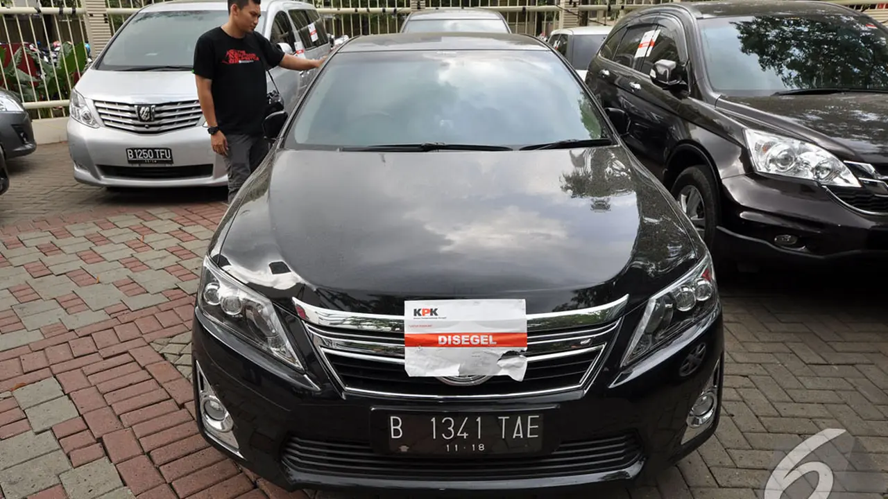 Ini Mobil Fuad Amin Imron yang Disita KPK