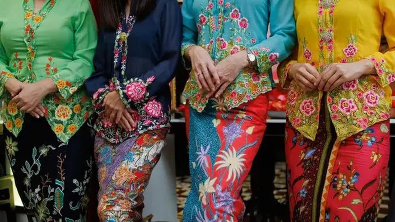 Model Baju Kebaya Modern, Cocok Dipadupadankan dengan Rok atau Hijab