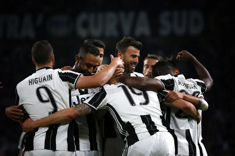 Juventus berambisi menekuk Monaco demi memuluskan langkah mereka ke final. (AFP/Marco Bertorello)