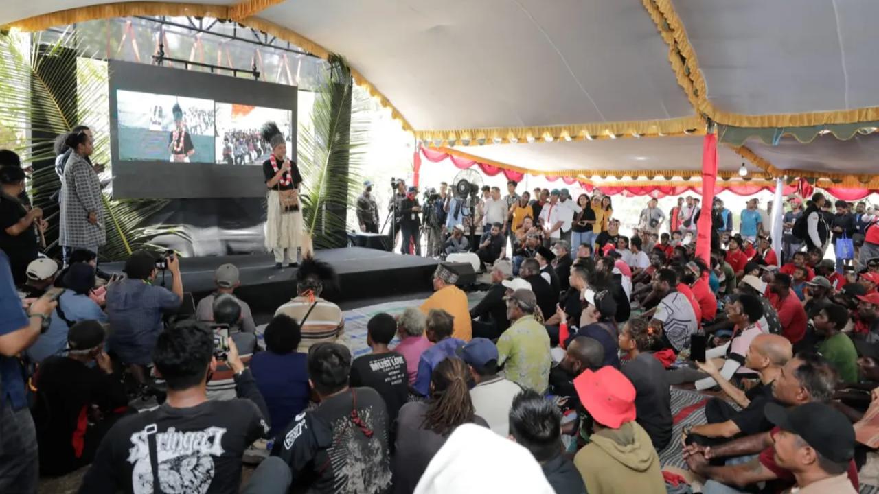 Lebih lanjut, Ganjar pun menegaskan pihaknya akan memperjuangkan pembangunan kesehatan itu.&nbsp;