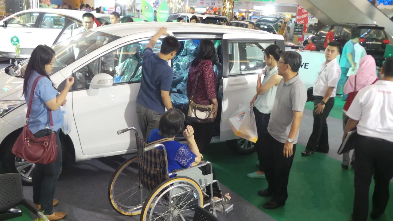 Bebas Cicilan 'Setahun' Mobil Honda Jadi Promo HJC di Jabodetabek