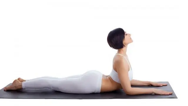Pose Yoga untuk Obat Sakit Pinggang (3)