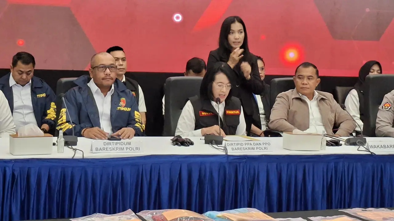Direktorat Tindak Pidana Perempuan dan Anak (Dittipid PPA) Bareskrim Polri menetapkan 12 orang tersangka dengan modus penjualan bayi.
