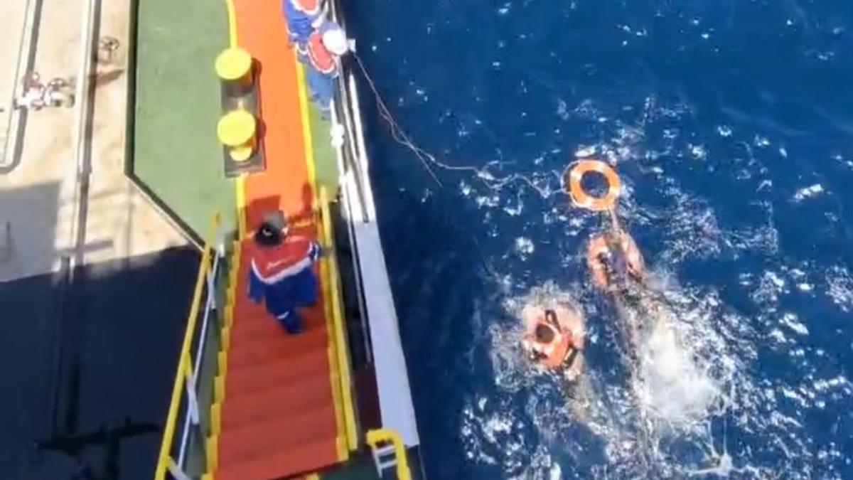 Kapal Tanker Pertamina Patra Niaga Selamatkan 17 Korban KMP Mutiara Sentosa 2